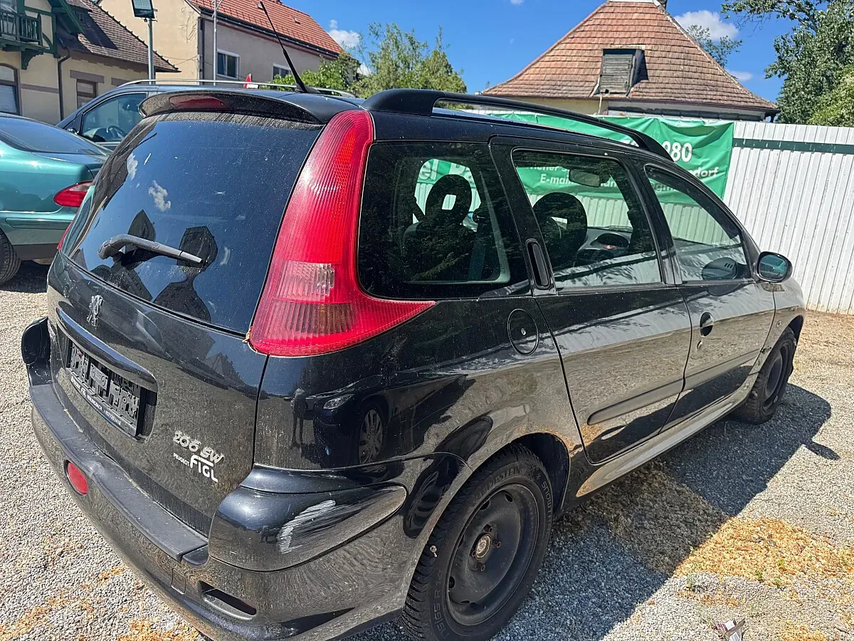 Peugeot 206 2004 photo 2