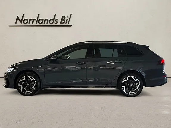 Volkswagen Golf I 2025 photo 2