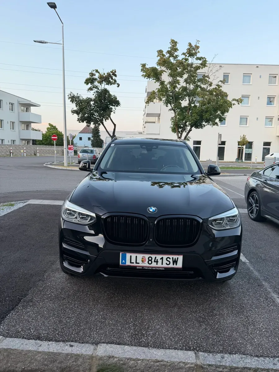 BMW X3 2018 photo 3