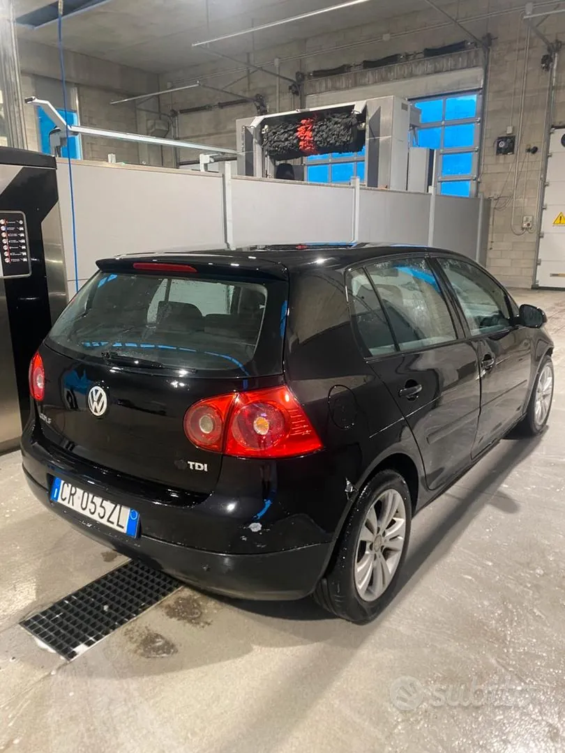 Volkswagen Golf 2004 photo 2