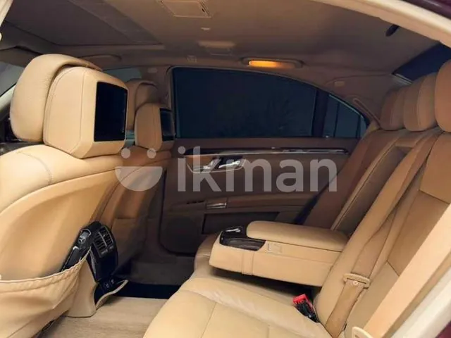Mercedes-Benz S300 2010 photo 3