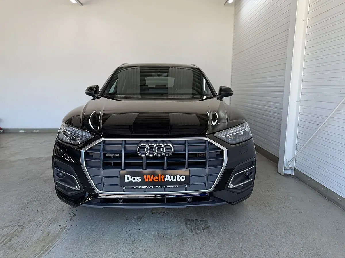 Audi Q5 2023 photo 2