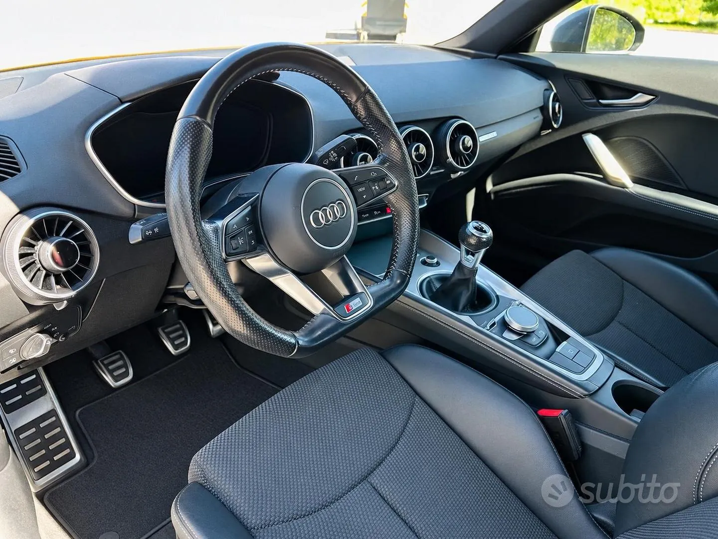 Audi Tt 2015 photo 2