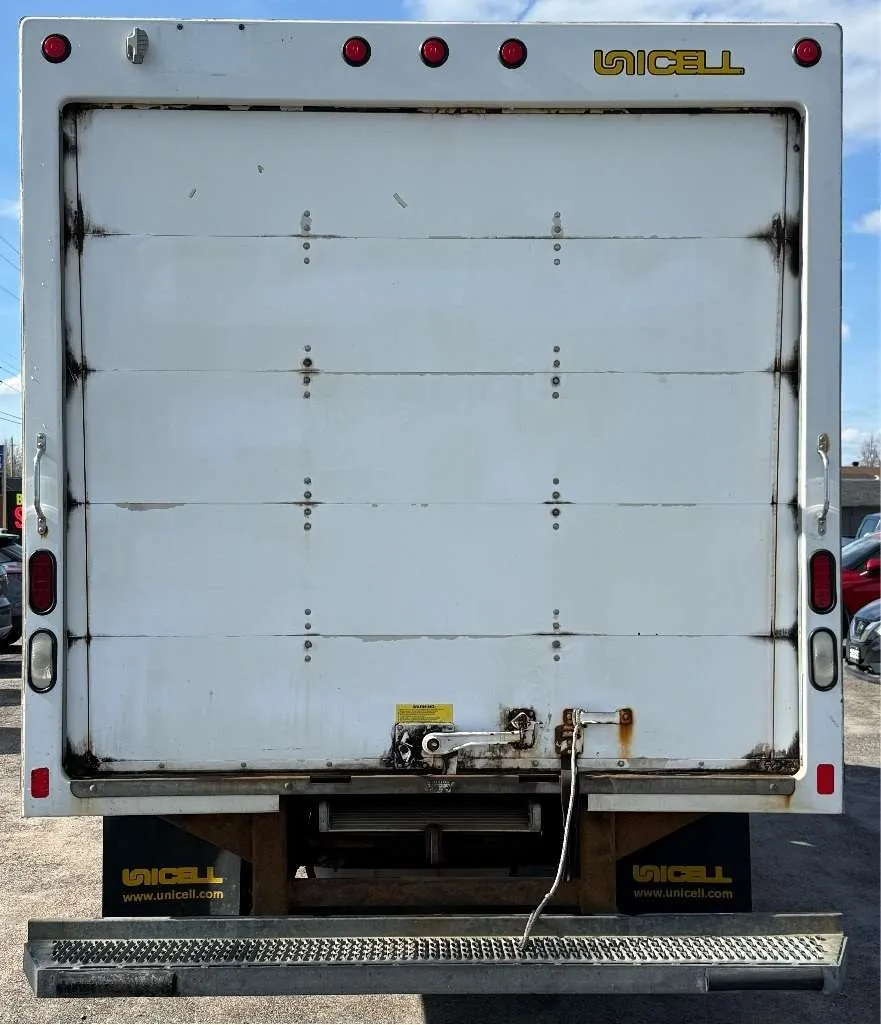 Ford E-450 2016 photo 5
