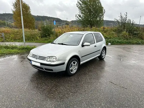 Volkswagen Golf 4 2000 photo 2