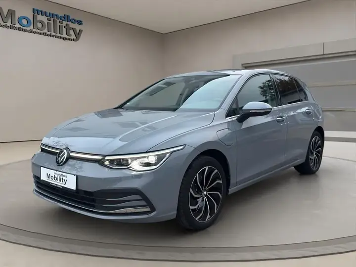 Volkswagen Golf Viii