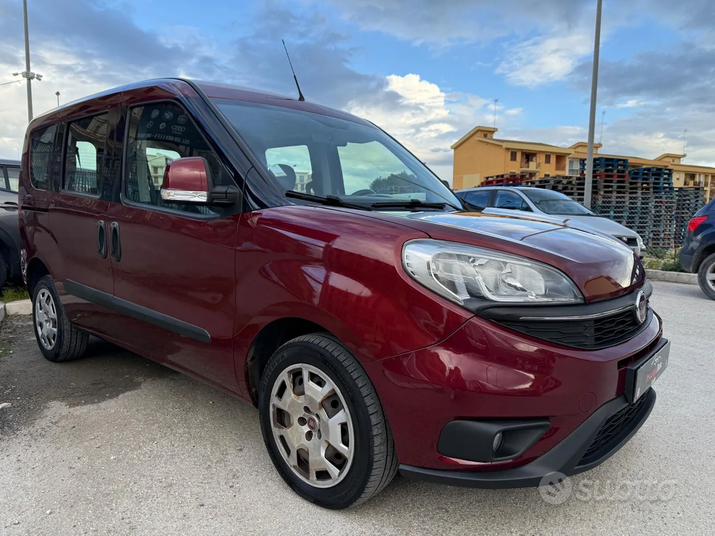 Fiat Doblo 2017 photo 2
