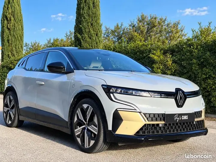 Renault Megane 2022 photo 3