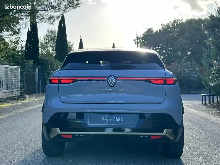Renault Megane 2022 photo 5