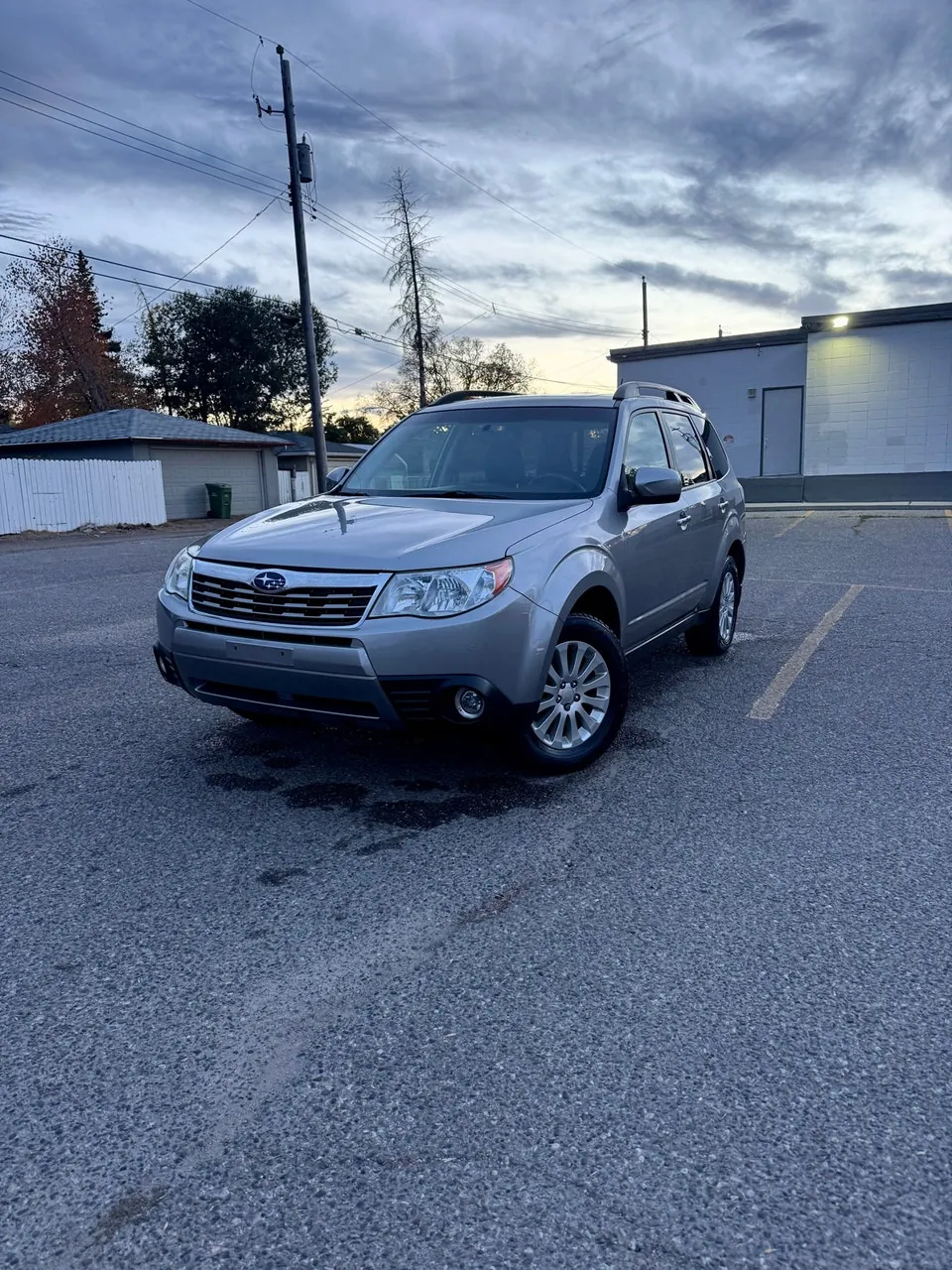 Subaru Forester 2010 photo 2