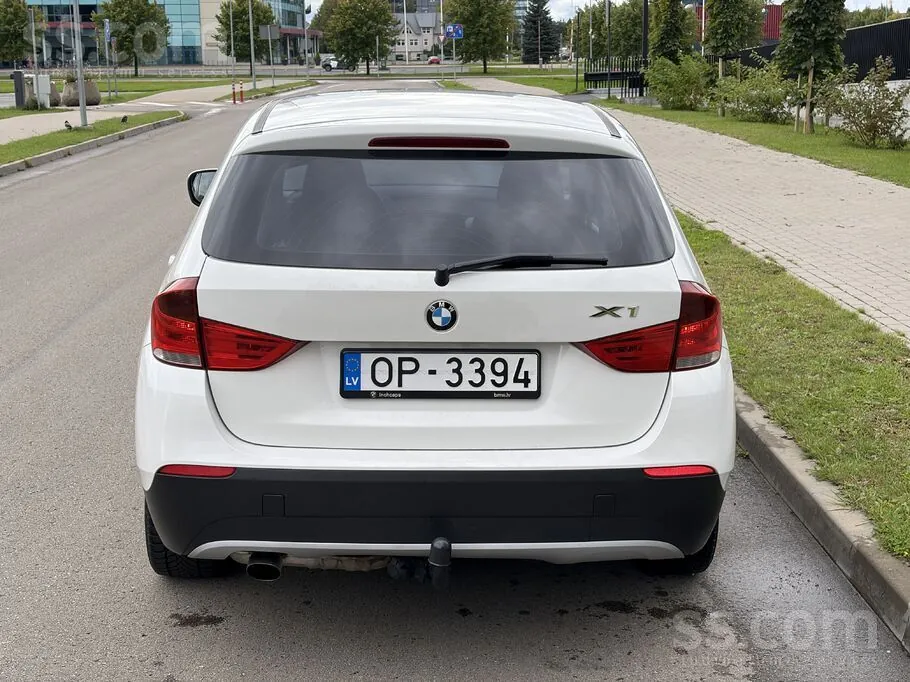 BMW X1 2010 photo 4