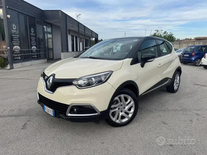 Renault Captur 2015 photo 2