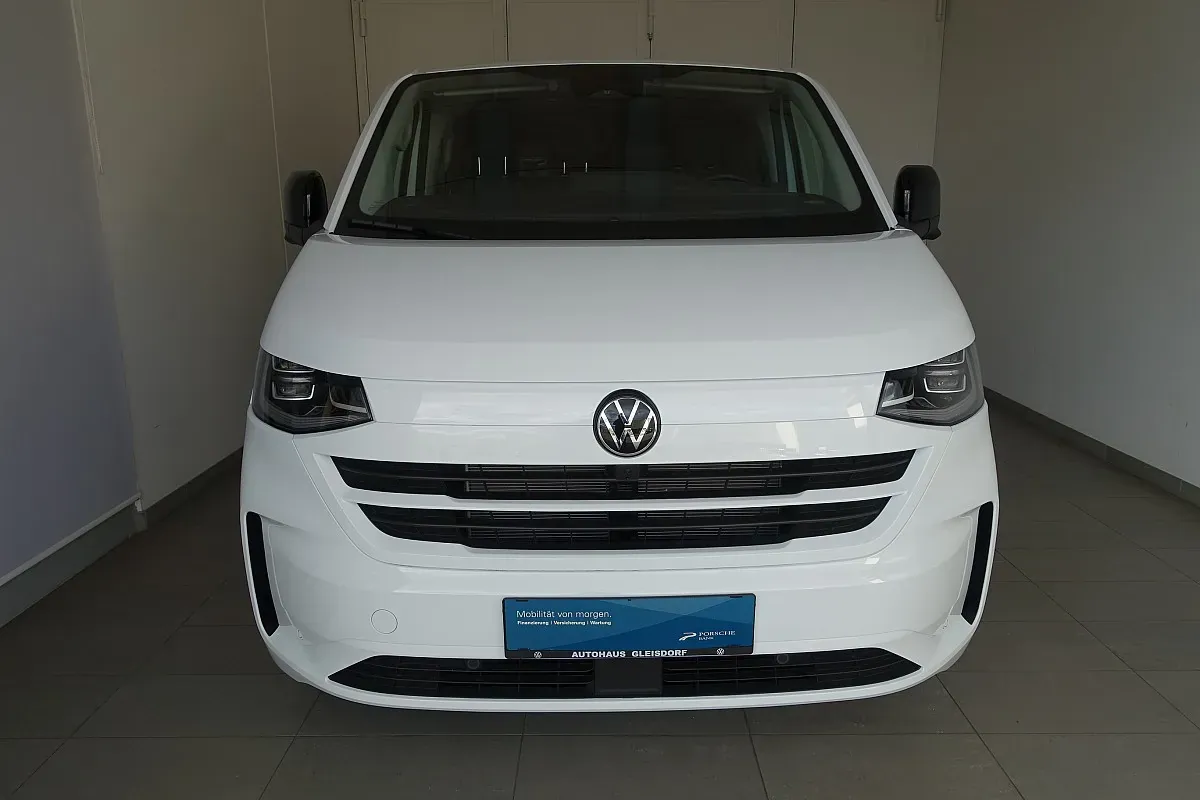 Volkswagen Caravelle 2025 photo 2