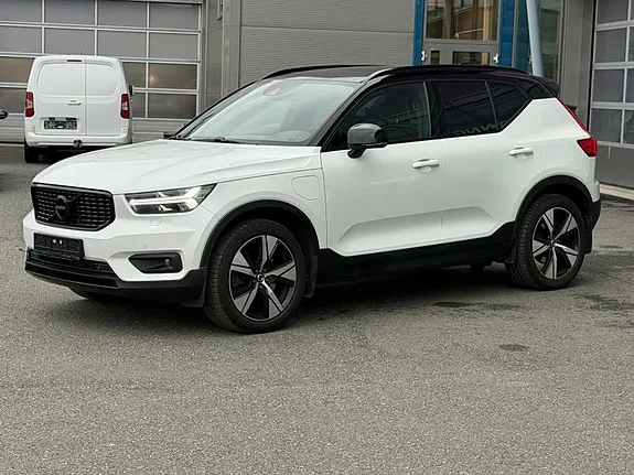 Volvo Xc40 2021 photo 2
