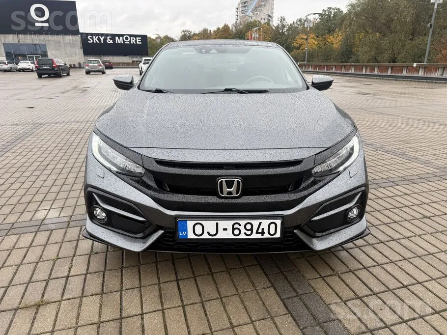 Honda Civic 2020 photo 2