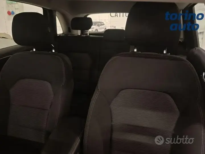 Mercedes-Benz B-Class 2017 photo 5