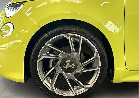 Abarth 500E 2024 photo 5