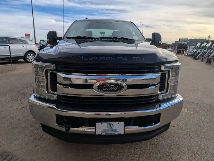 Ford F350 2018 photo 3