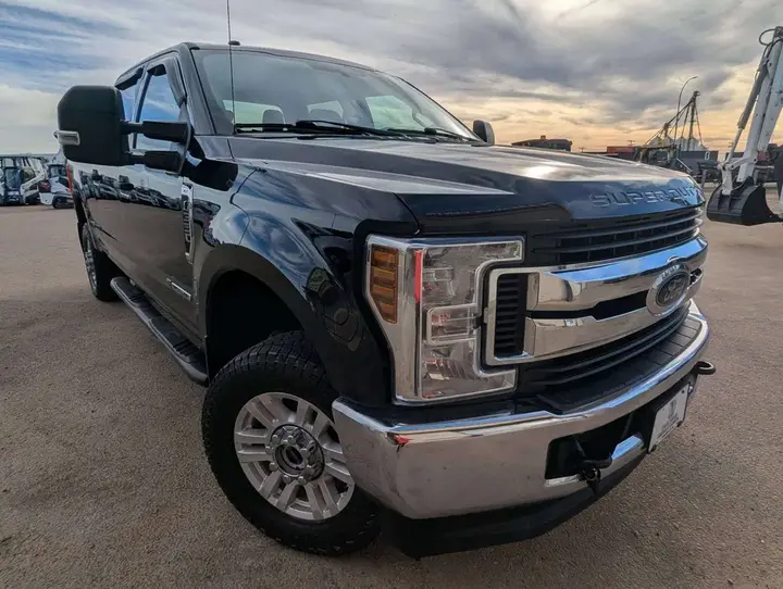 Ford F350 2018 photo 4