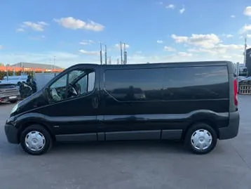 Opel Vivaro 2008 photo 3