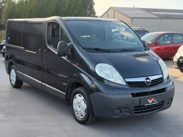 Opel Vivaro 2008 photo 2