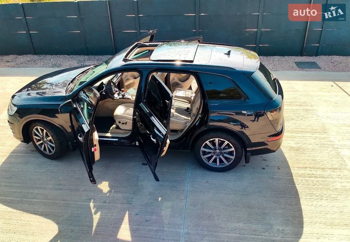Audi Q7 2017 photo 2
