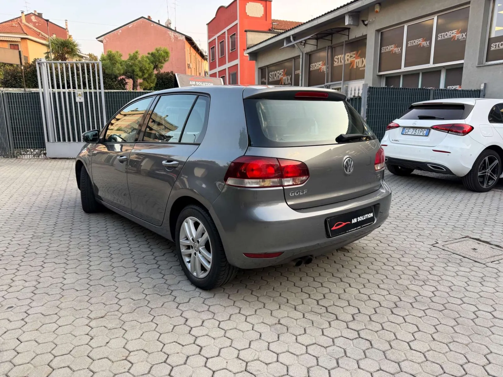 Volkswagen Golf 2011 photo 4