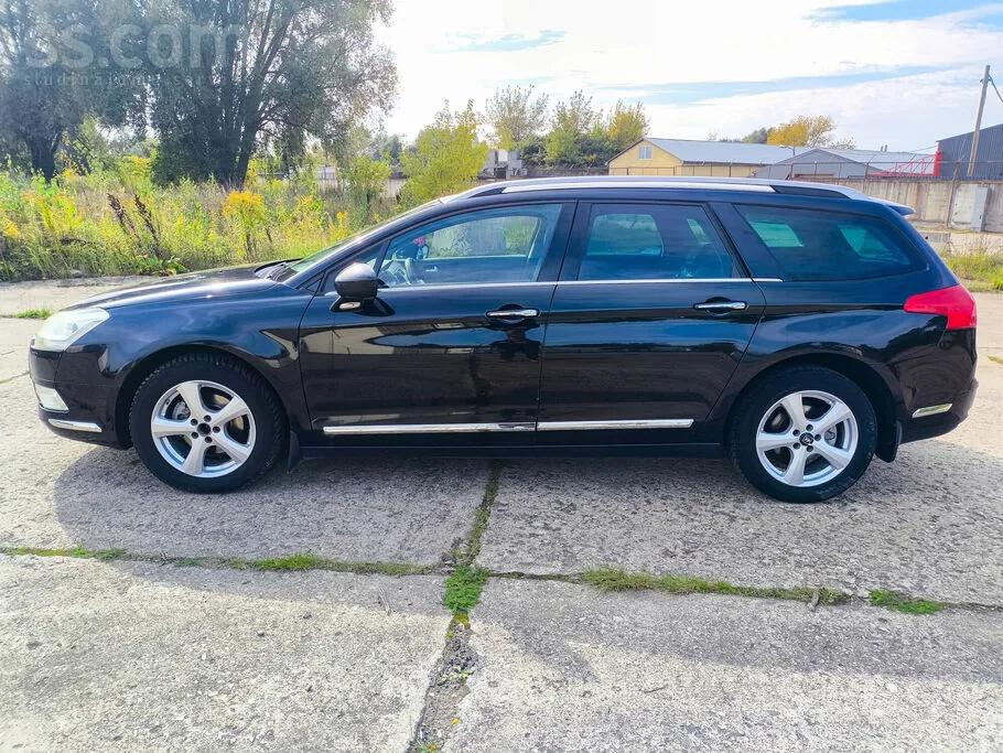 Citroen C5 2010 photo 4