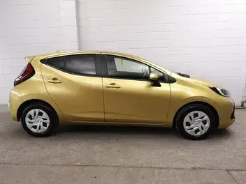 Toyota Aqua 2021 photo 4