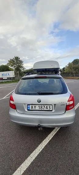 Skoda Fabia 2012 photo 4