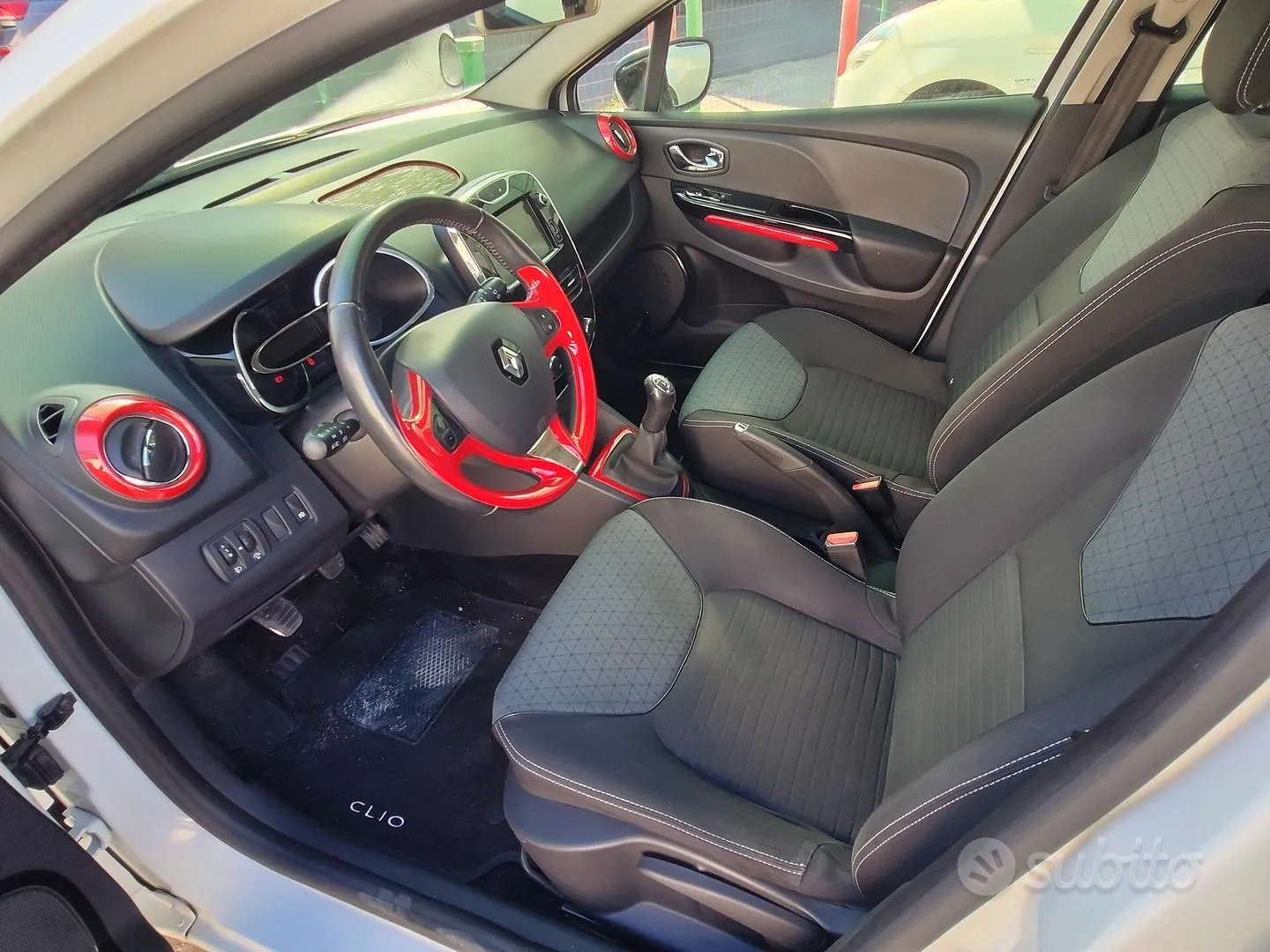 Renault Clio 2013 photo 5