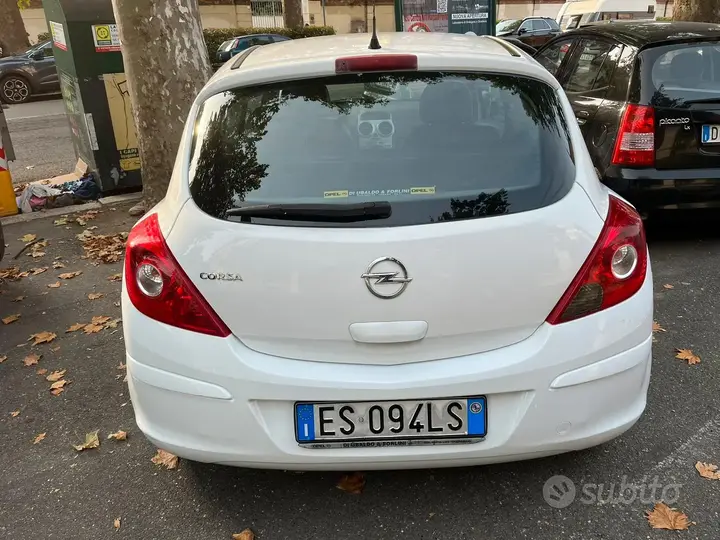 Opel Corsa 2012 photo 5