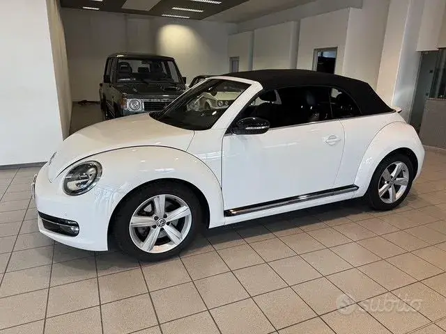 Volkswagen Maggiolino Cabrio 2013 photo 3