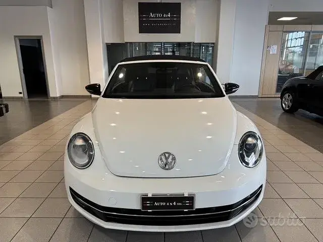 Volkswagen Maggiolino Cabrio 2013 photo 2