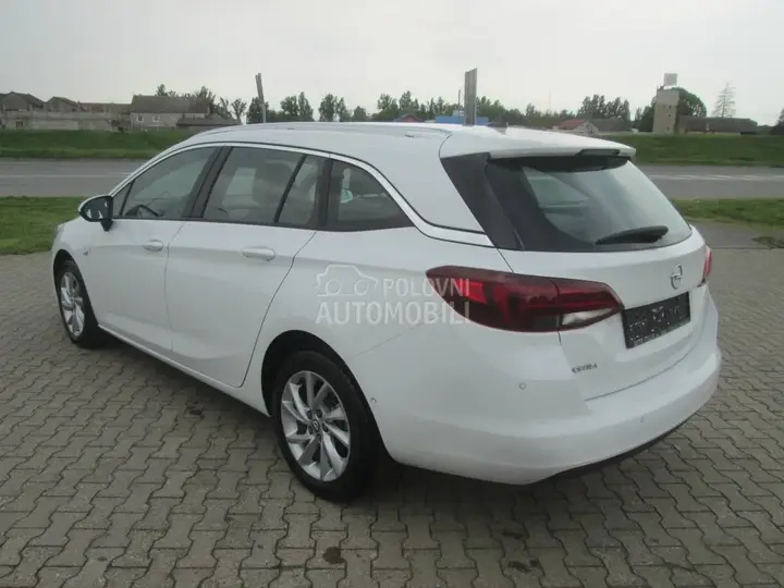 Opel Astra K 2020 photo 3