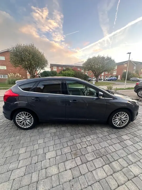 Ford Focus 2011 photo 5