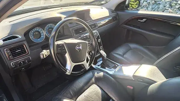 Volvo V70 2013 photo 3