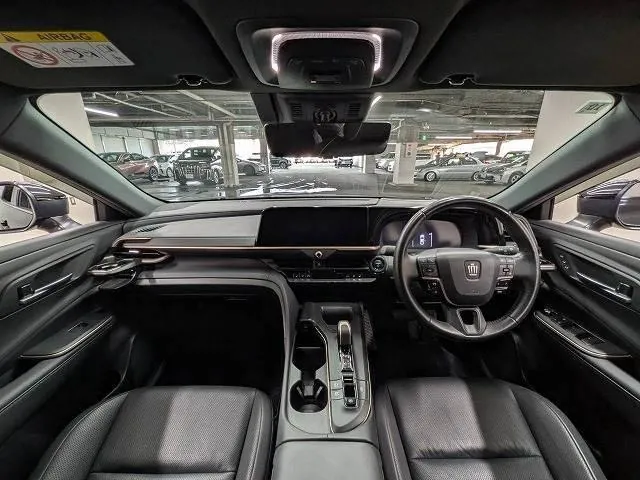 Toyota Crown Cross Over 2022 photo 2