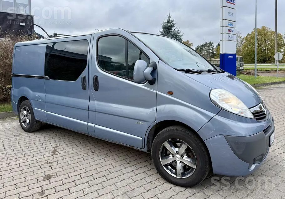 Opel Vivaro 2008 photo 4