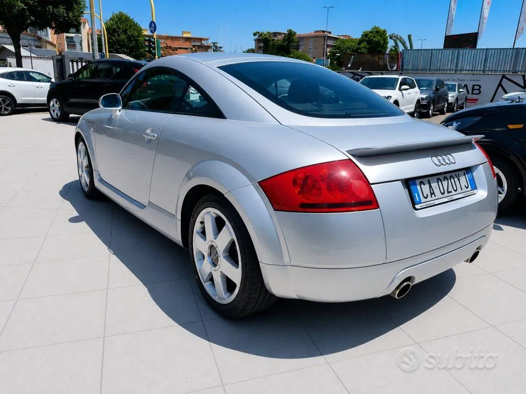 Audi Tt 2002 photo 4