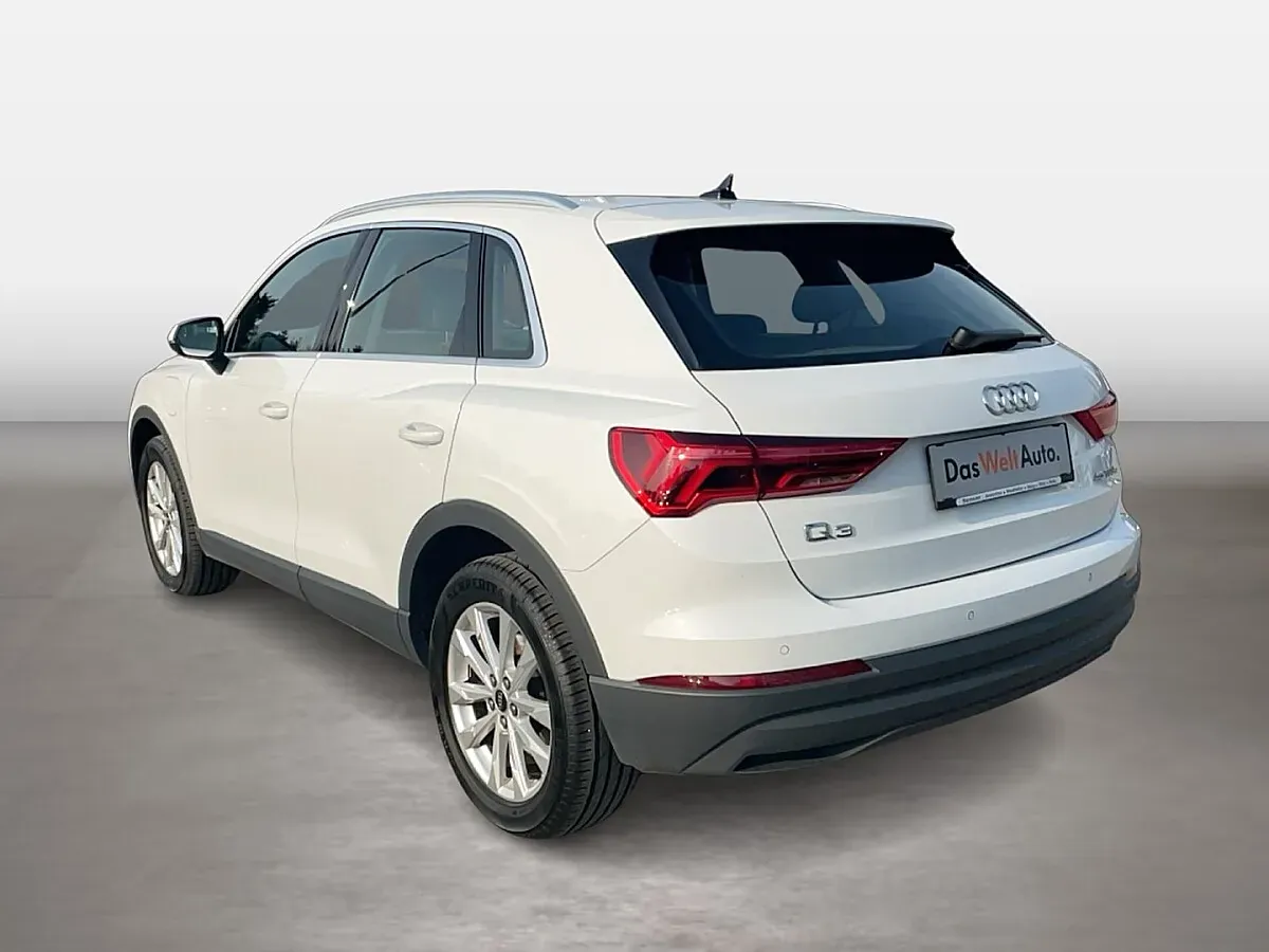 Audi Q3 2022 photo 3