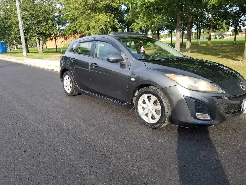 Mazda 3 2011 photo 3