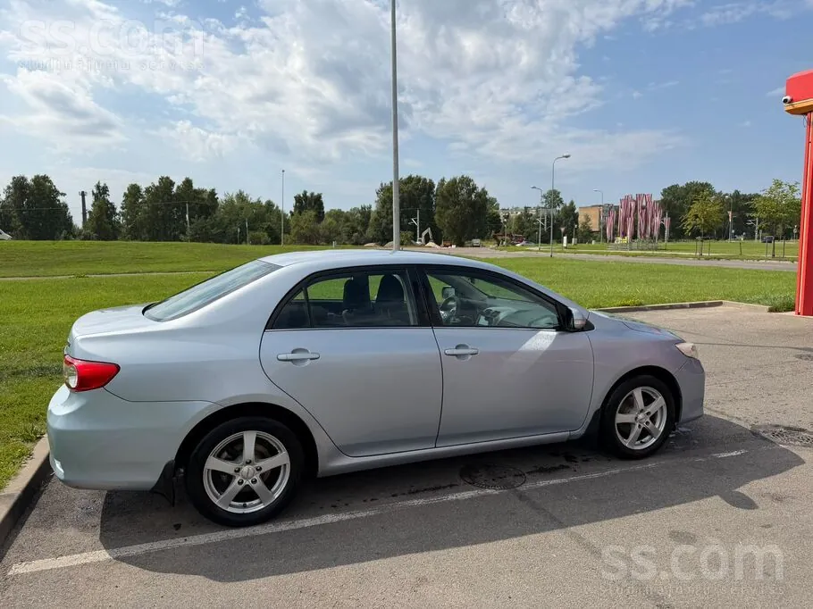 Toyota Corolla 2011 photo 5