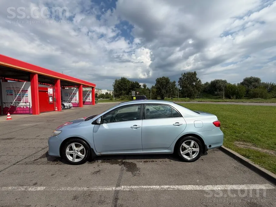 Toyota Corolla 2011 photo 3