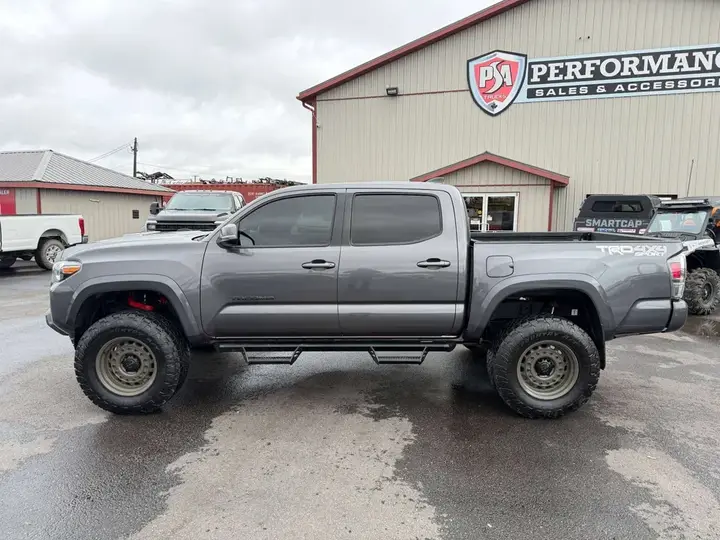 Toyota Tacoma 2022 photo 4
