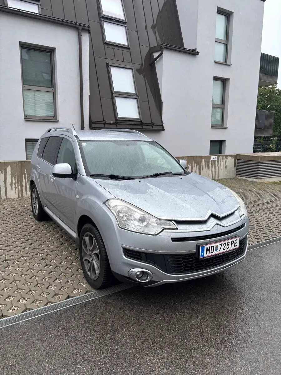 Citroen C-Crosser