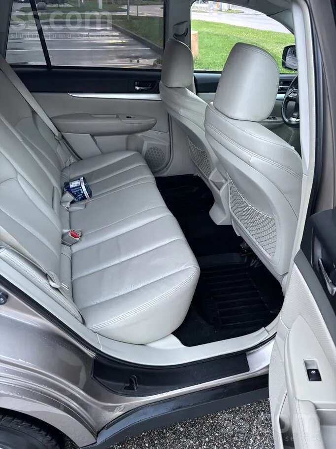 Subaru Outback 2013 photo 4