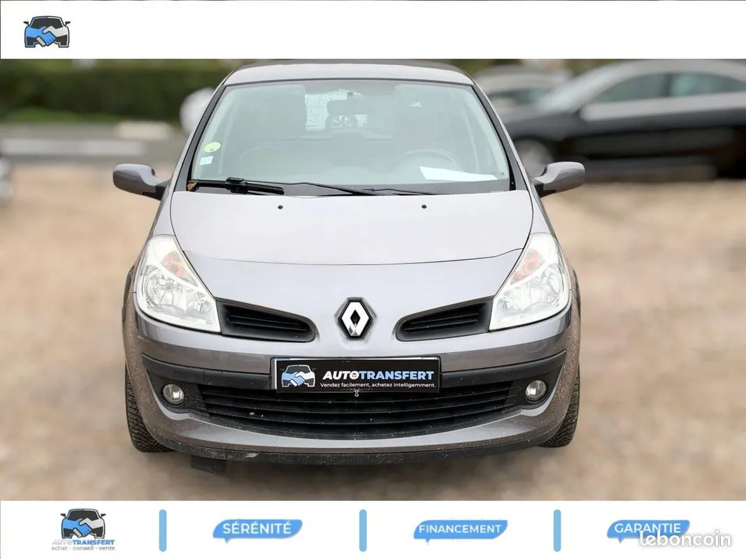 Renault Clio 2009 photo 5