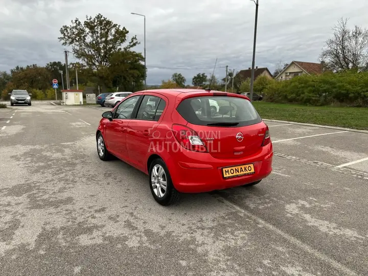 Opel Corsa D 2011 photo 4