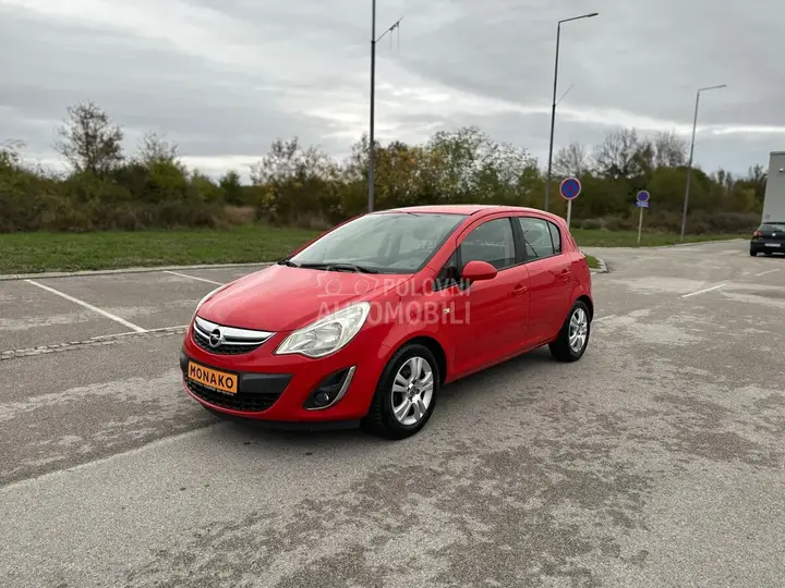 Opel Corsa D 2011 photo 2